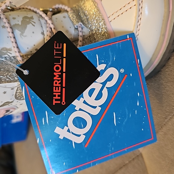 NIB Totes Toddler Girls Lil Unicorn 2 Waterproof Flat Heel Winter Boots Sz: 7T - Picture 8 of 9